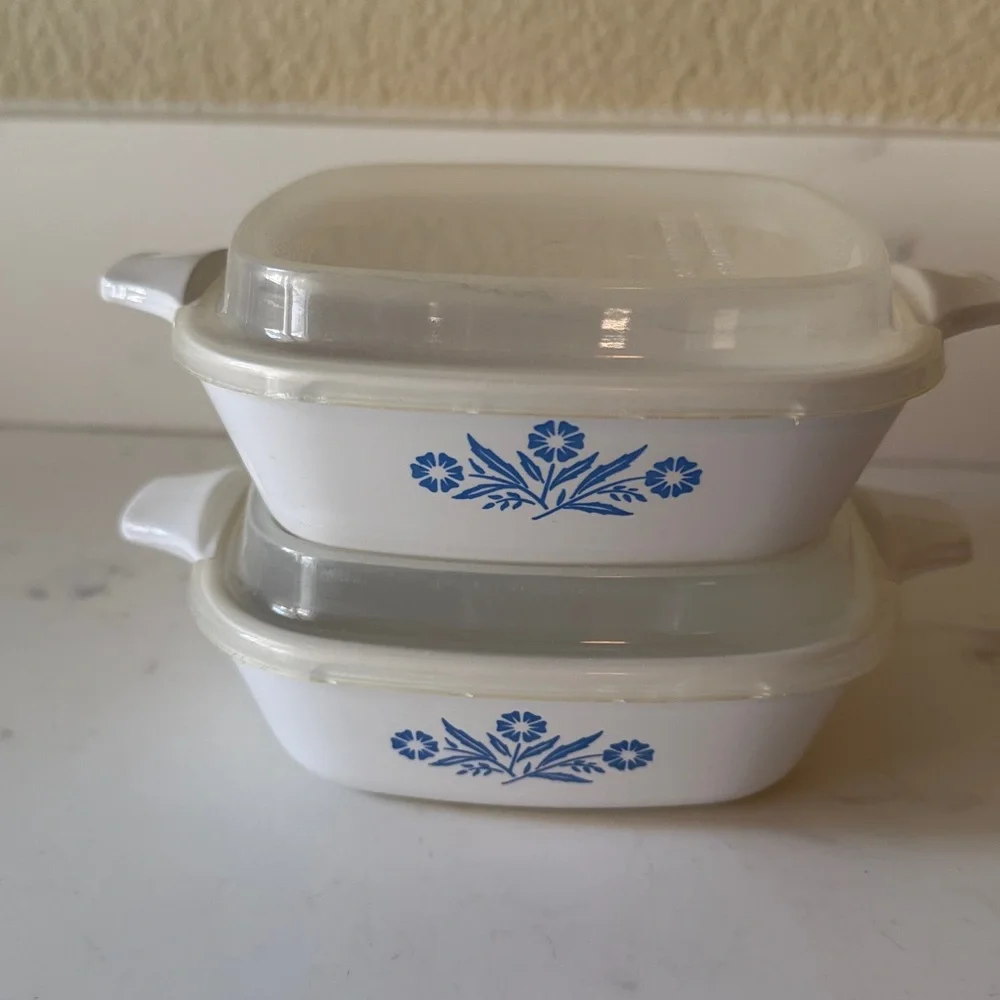 Vintage Corning ware Cornflower Petite Pan with lids Set of 2
